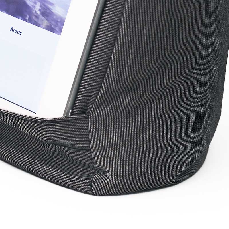 2-i-1 nakkepude og iPad-holder - Image 5